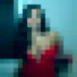 Rencontre Laura, 32 ans à Saint-Germain-du-Puch en privé