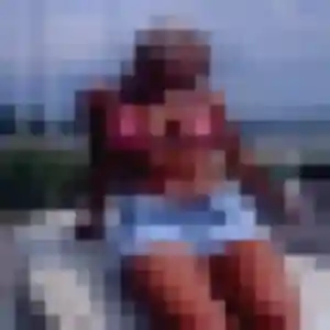 Photo sexy de Elina, 32 ans à Saint-Gildas-des-Bois - rencontre coquine