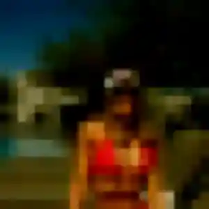 Elisa, 25 ans, dispo pour plan cul à Saint-Gilles