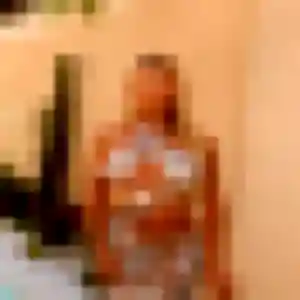 Photo de Marine à Saint-Goazec (23 ans) - plan cul discret