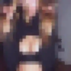 Photo privée de Celeste, 23 ans à Saint-Jean-Bonnefonds - plan discret