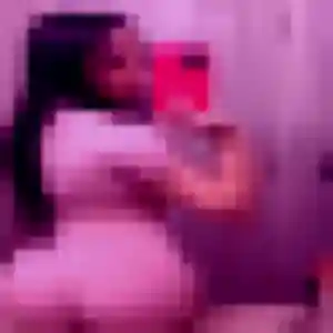 Charmante Eva, 20 ans à Saint-Jean-Saint-Nicolas - voir sa photo