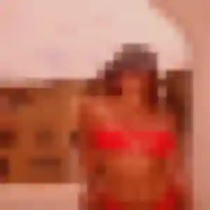 Margot, 35 ans, disponible à Saint-Laurent-du-Var pour un plan cul