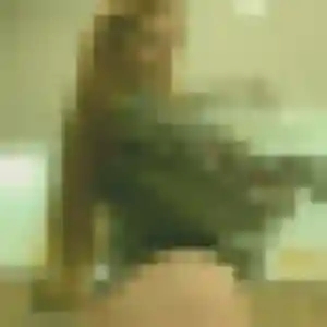 Anouk, 20 ans, dispo pour plan cul à Saint-Léger-du-Bourg-Denis