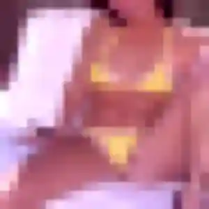 Elodie, 31 ans, en ligne à Saint-Léger-du-Bourg-Denis pour un plan cul