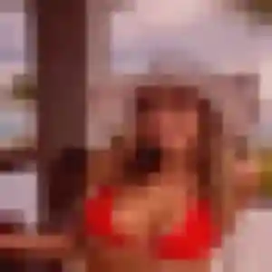 Charmante Coralie, 22 ans à Saint-Léonard - voir sa photo