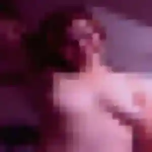 Mia, fille de 20 ans cherche plan cul à Saint-Lubin-des-Joncherets