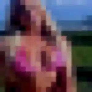 Rencontre Yara, 20 ans à Saint-Martin-des-Tilleuls en privé