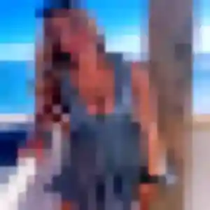 Julie, 19 ans, dispo pour plan cul à Saint-Mathieu-de-Tréviers