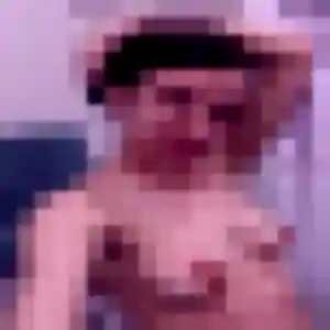 Mathilde, femme de 25 ans veut plan cul à Saint-Médard-en-Jalles