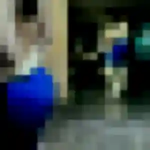 Colombe, 19 ans, connectée à Saint-Ouen pour une rencontre coquine