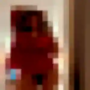 Noemie, 23 ans, disponible à Saint-Ouen pour une rencontre coquine