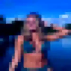 Alix, 29 ans, dispo pour plan cul à Saint-Ours