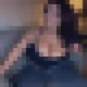 Alicia (19 ans) à Saint-Paterne - Le Chevain cherche une rencontre maintenant