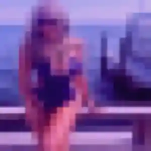 Photo perso de Julie, 25 ans à Saint-Pierre-de-Bailleul - rencontre coquine