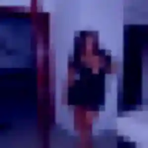 Rencontre Marine, 25 ans à Saint-Pierre-de-Manneville en privé