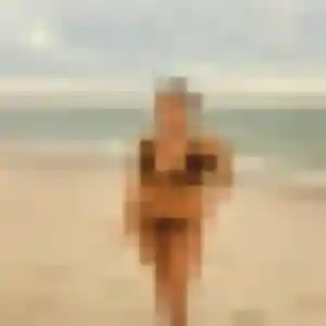 Eden, 22 ans, en ligne à Saint-Pierre-de-Varengeville pour un plan cul
