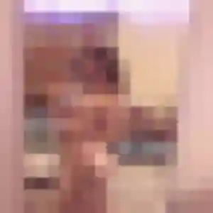 Clara, 27 ans, en ligne à Saint-Pouange pour un plan cul