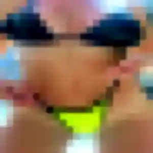 Celia (19 ans) à Saint-Priest cherche un plan cul ce soir