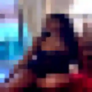 Capucine, femme de 26 ans propose plan cul à Saint-Priest-des-Champs