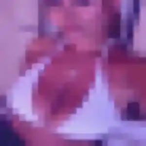 Charmante Flore, 32 ans à Saint Privat en Périgord - voir sa photo