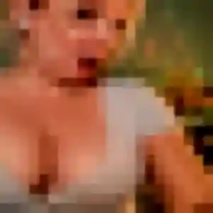 Romy, 25 ans, connectée à Saint-Rémy pour une rencontre coquine
