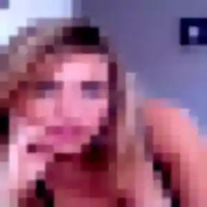 Rejoins Amandine, 24 ans à Saint-Sauveur en privé