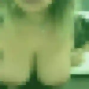 Rencontre Safiya, 29 ans à Saint-Sauveur gratuitement