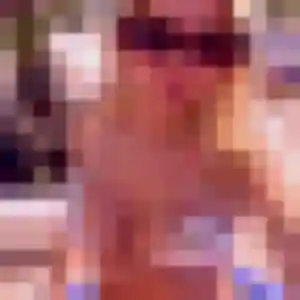 Photo de Fanny à Saint-Sébastien-de-Morsent (19 ans) - plan cul discret