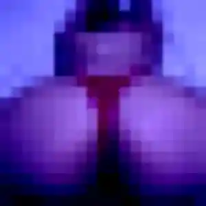 Leana, 22 ans, connectée à Saint-Senier-sous-Avranches pour une rencontre coquine