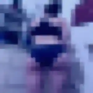 Noemie, 29 ans, disponible à Saint-Servais pour un plan cul