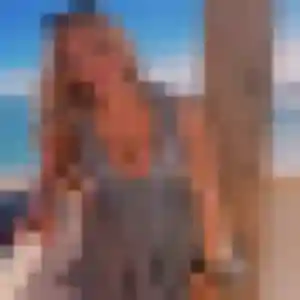 Photo privée de Stella, 21 ans à Saint-Sulpice-et-Cameyrac - rencontre coquine