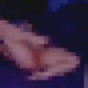Justine, 19 ans, connectée à Saint-Thuriau pour une rencontre coquine