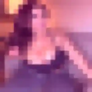 Photo de Flore à Saint-Vincent-de-Barrès (30 ans) - plan cul anonyme