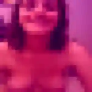 Profil de Lila à Sainte-Croix-en-Plaine (23 ans) - plan cul gratuit