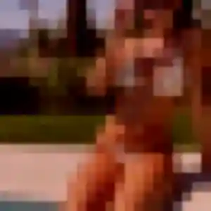 Photo de Ninon à Sainte-Marie-de-Cuines (29 ans) - plan cul anonyme