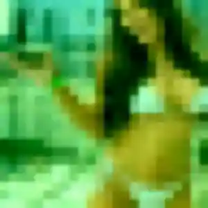 Belle Pauline, 21 ans à Salernes - voir sa photo