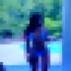 Photo sexy de Naila, 19 ans à San-Nicolao - plan discret