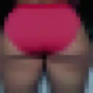 Elisa, 35 ans, en ligne à Saulces-Monclin pour une rencontre coquine
