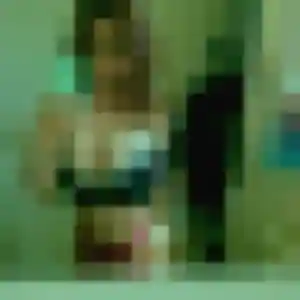 Photo sexy de Julie, 20 ans à Sausset-les-Pins - rencontre coquine