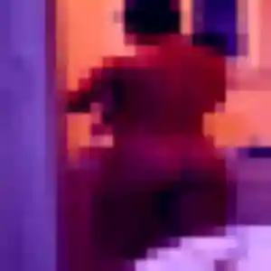 Photo de Hana à Sauveterre-de-Rouergue (30 ans) - plan cul anonyme