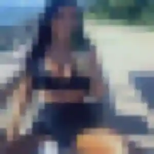 Photo de Tessa à Sauzet (32 ans) - plan cul gratuit