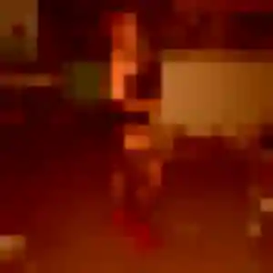 Charmante Mahaut, 30 ans à Semur-en-Brionnais - voir sa photo
