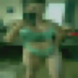 Lilou, 35 ans, cherche un plan cul à Servas