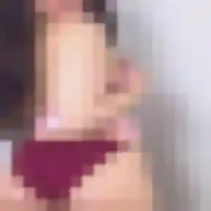 Romy, 19 ans, connectée à Siouville-Hague pour un plan cul