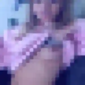 Rencontre Kenza, 19 ans à Siros gratuitement