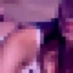 Photo de Louane à Sizun (21 ans) - plan cul gratuit