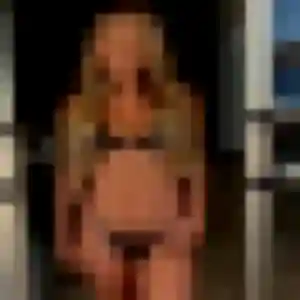 Rejoins Leana, 25 ans à Sylvains-Lès-Moulins en t'inscrivant