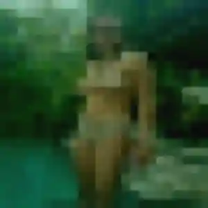 Feriel, 35 ans, connectée à Talange pour une rencontre coquine