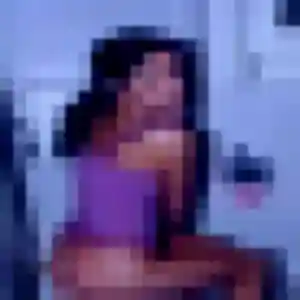 Soraya, 33 ans, en ligne à Thairé pour un plan cul